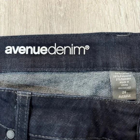 NWT Avenue Denim Barely Boot Jeans Women's 28 Average Dark Wash Stretch - Picture 3 of 8